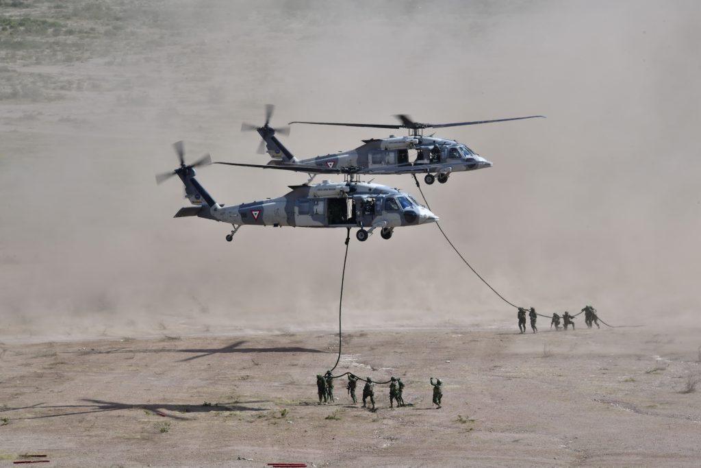 Sedena en imágenes: El adiestramiento militar capacita mental y físicamente a los soldados
