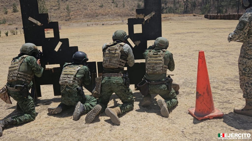 Sedena en imágenes: El adiestramiento militar capacita mental y físicamente a los soldados