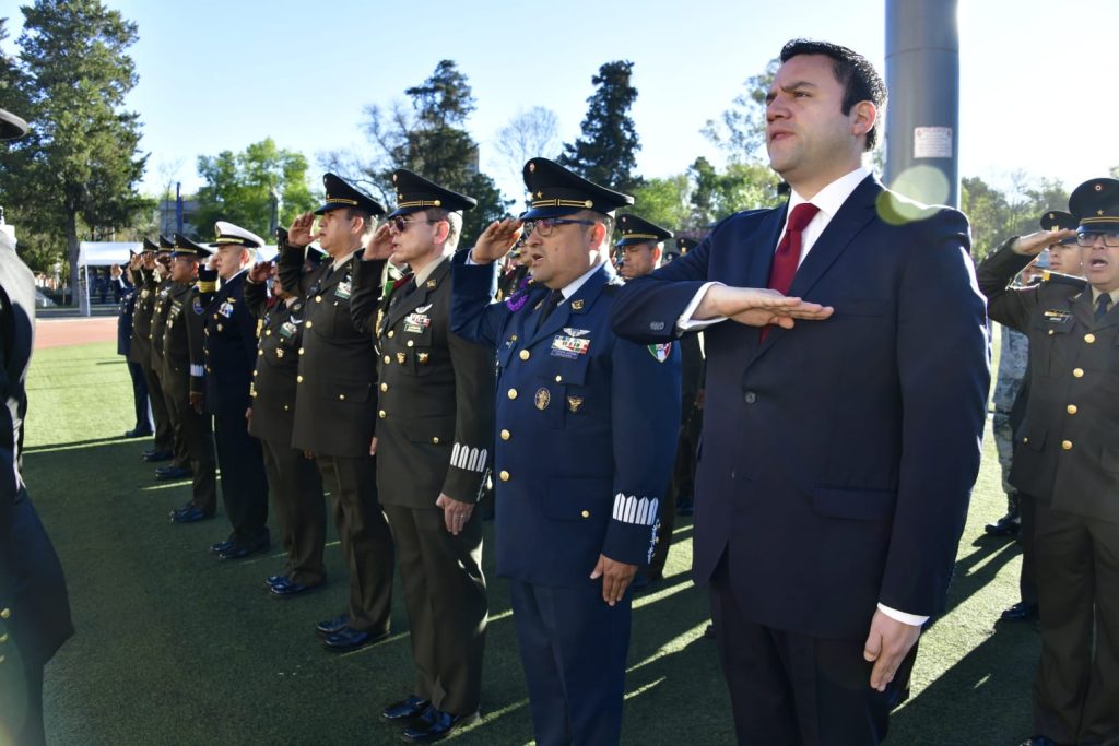 Sedena en imágenes: Los soldados se han ganado la admiración, respeto y afecto de los mexicanos