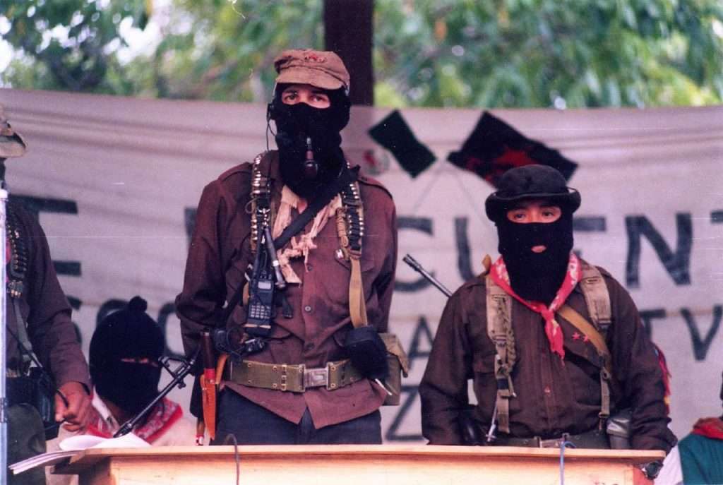 Alto Mando: El general Godínez Bravo y el subcomandante Marcos