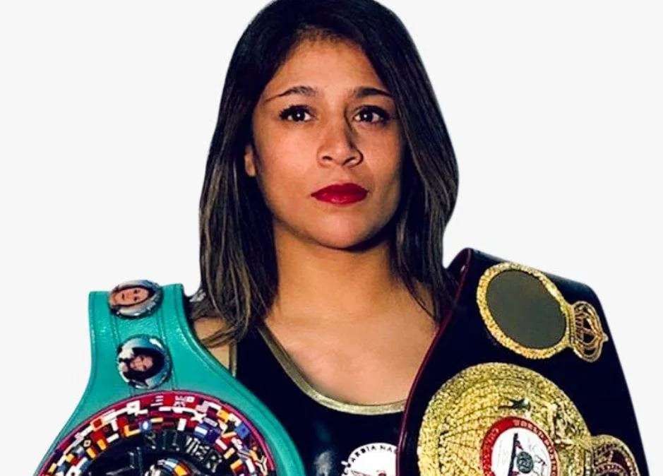 Subagente de Guardia Nacional recibe premio como revelación del año en Box Femenil