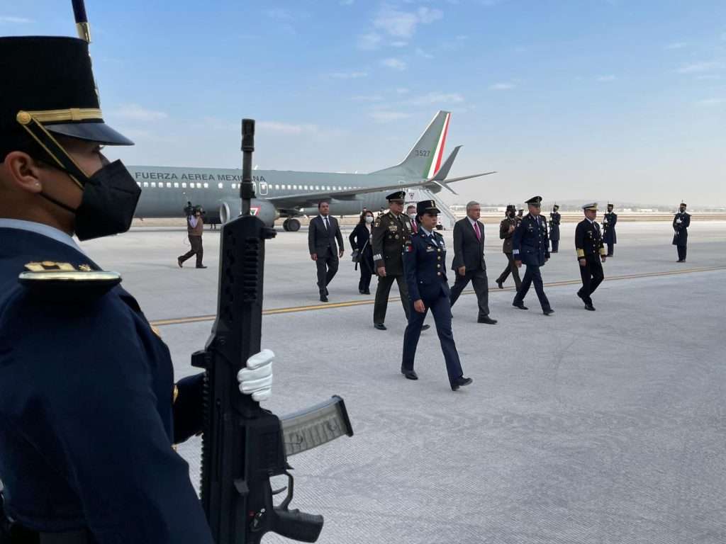 Fuerzas Armadas garantizan paz y tranquilidad a los mexicanos: Presidente López Obrador