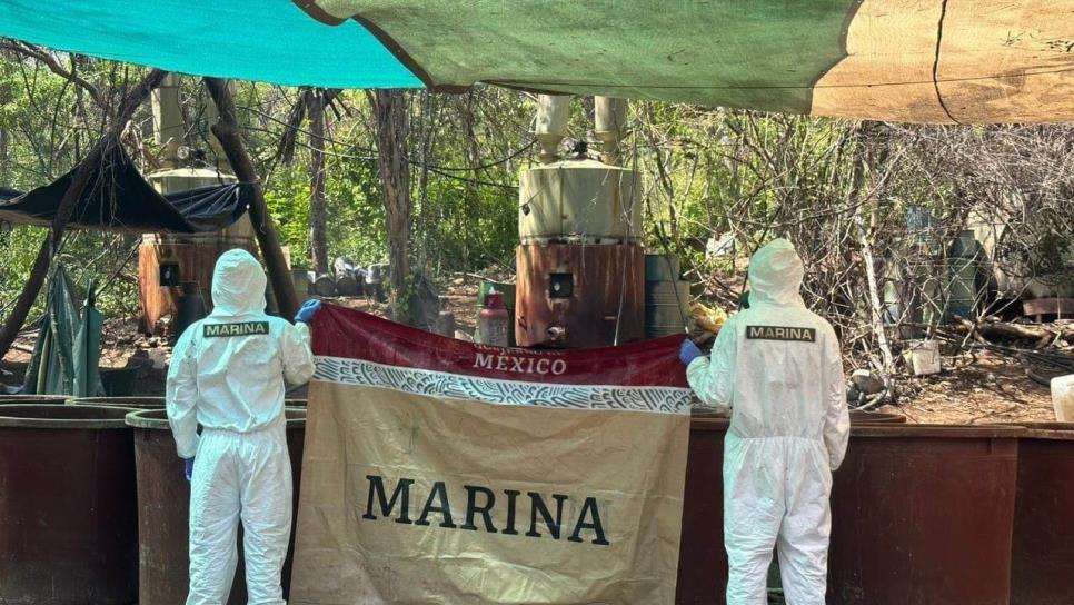 Marina segura y neutraliza narcolaboratorio en Sinaloa