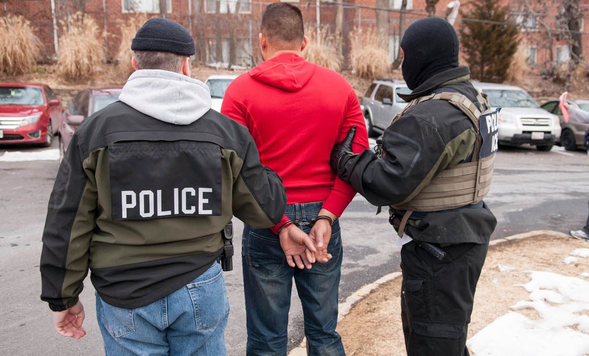 El gobierno de Donald Trump inicio las detenciones de migrantes en escuelas, hospitales e Iglesias