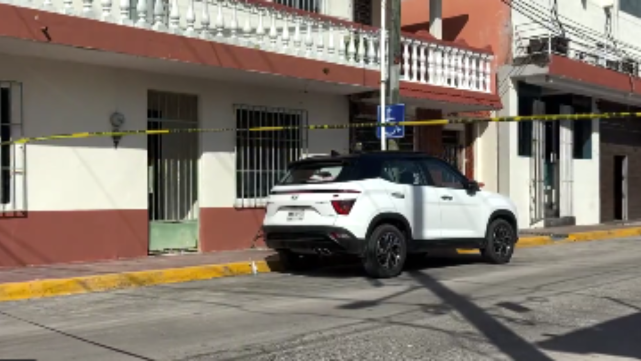 Matan a 2 personas al interior del Bar Ópera DC en Cárdenas, Tabasco