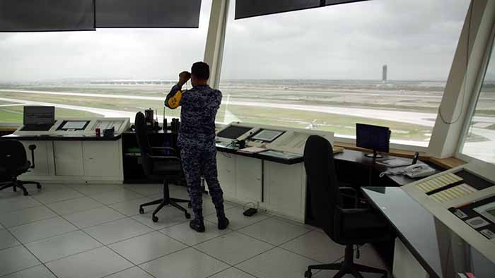 Labor de controlador de vuelo es primordial para la seguridad para pasajeros de los vuelos