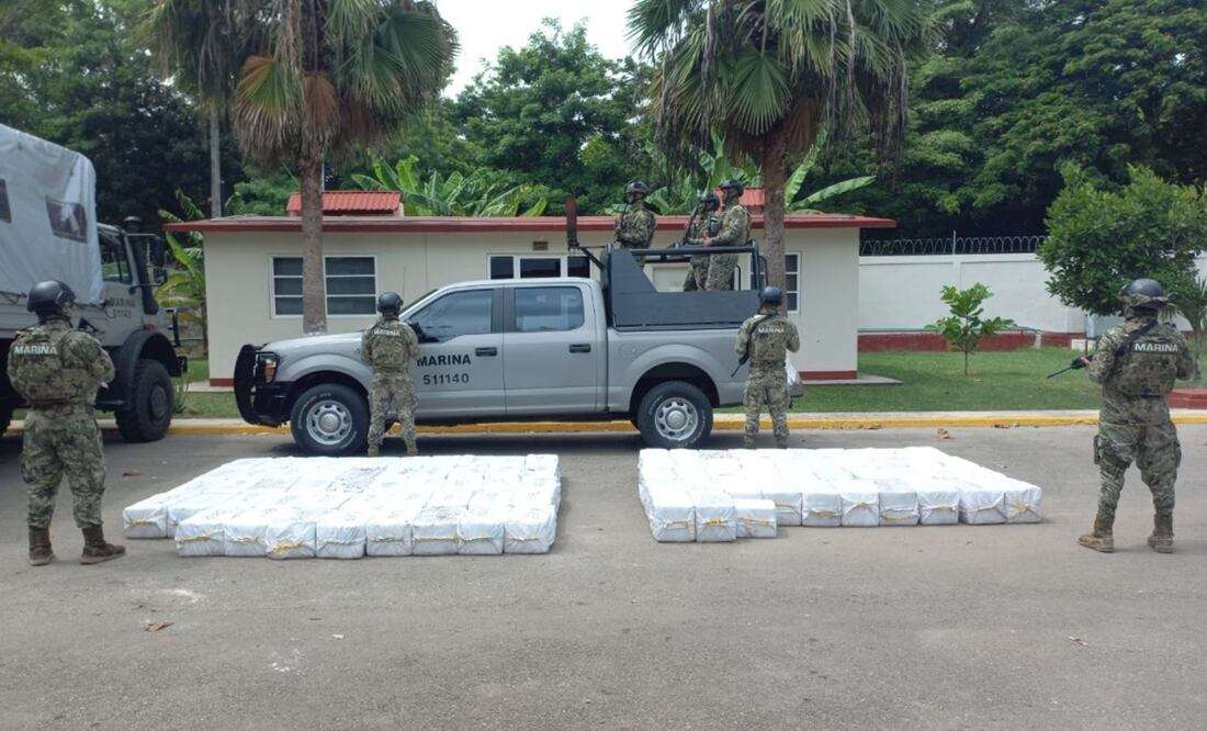 Marina asegura de 1.8 toneladas de cocaína en Quintana Roo