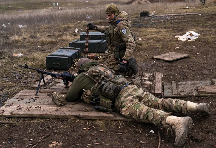 Por La Espiral: Más gasto militar a pesar de la pandemia