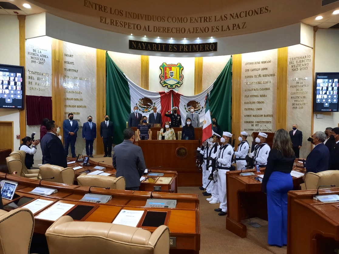 Congreso de Nayarit rinde homenaje a la Semar