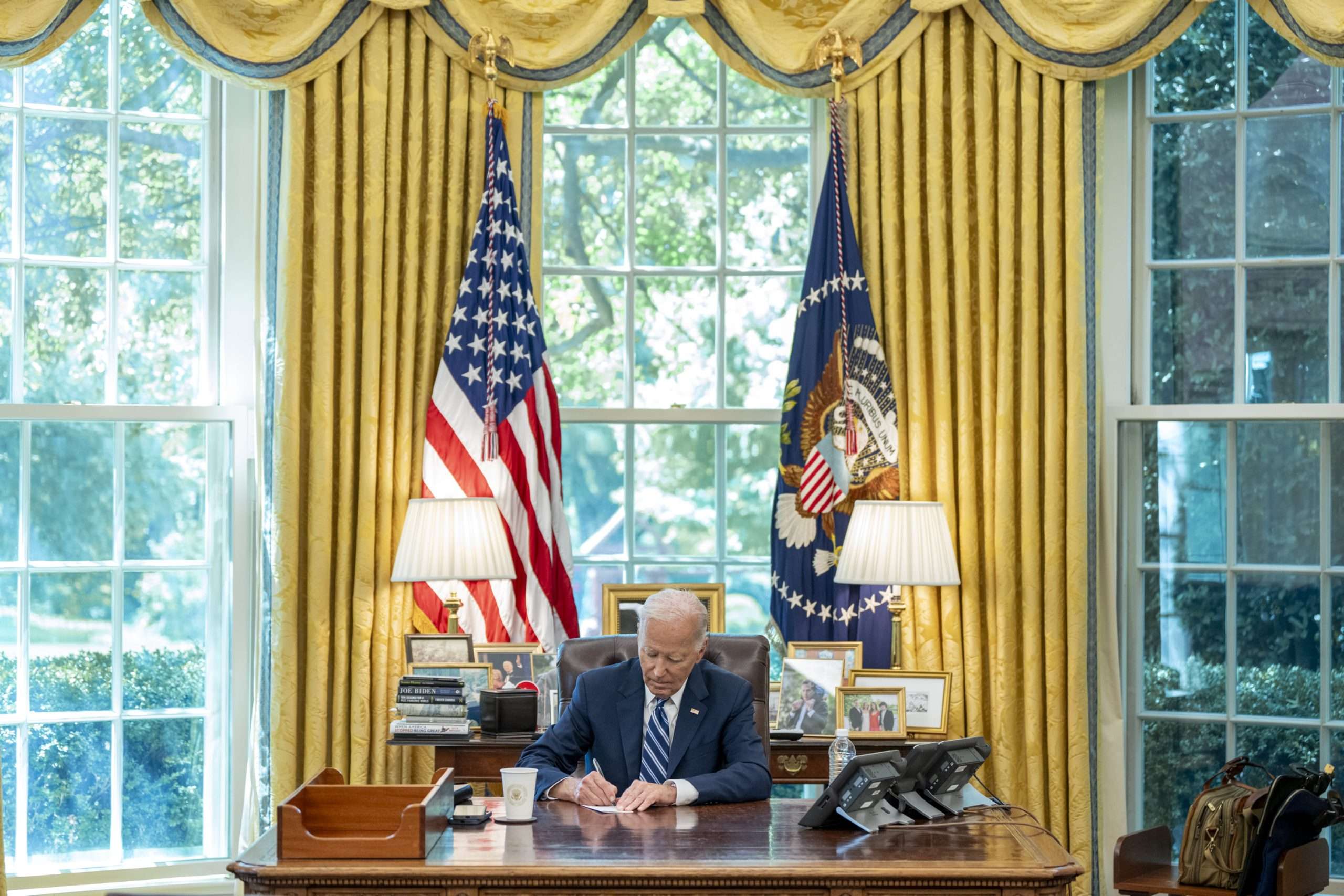 Los dilemas de Biden Polarización social y guerras comerciales