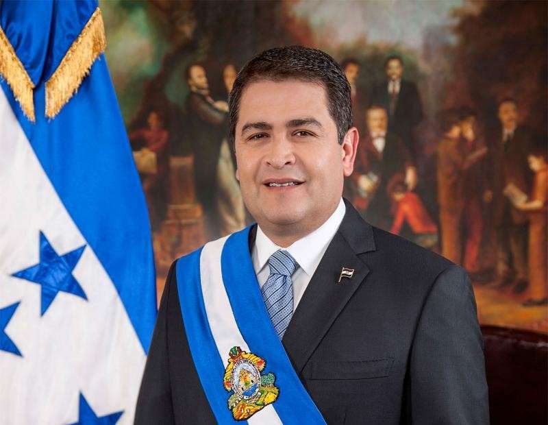 EEUU investiga a presidente hondureño por narcotráfico; gobierno acusa campaña negra