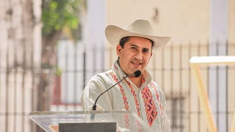Poder y Estrategia: El Fuego Anómico y el Martirio Cívico de Carlos Manzo en México