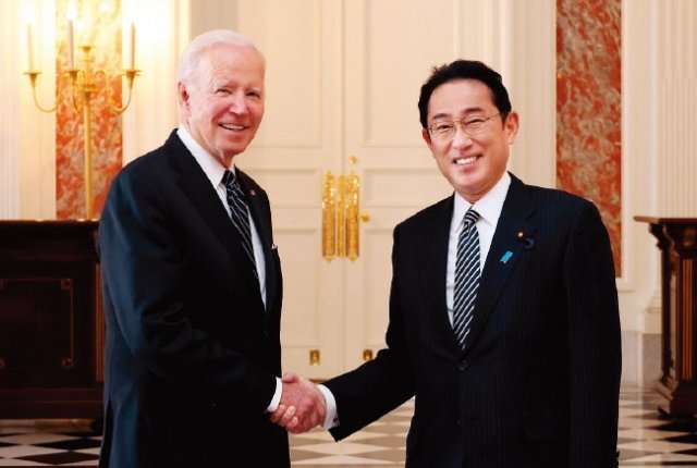 EE.UU., y Japón profundizan alianza ante crecientes amenazas militares de China